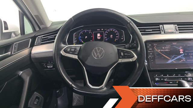 Volkswagen PASSAT 2.0 TDI Premium купить на сайте DeffCars