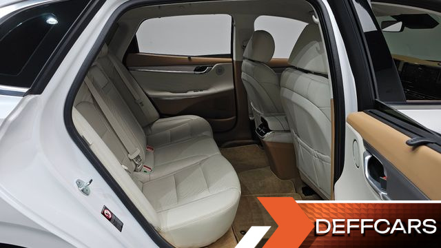 Hyundai GRANDEUR 2.5 Calligraphy купить на сайте DeffCars