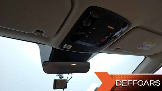 Kia CARNIVAL 9-Seater Prestige купить на сайте DeffCars