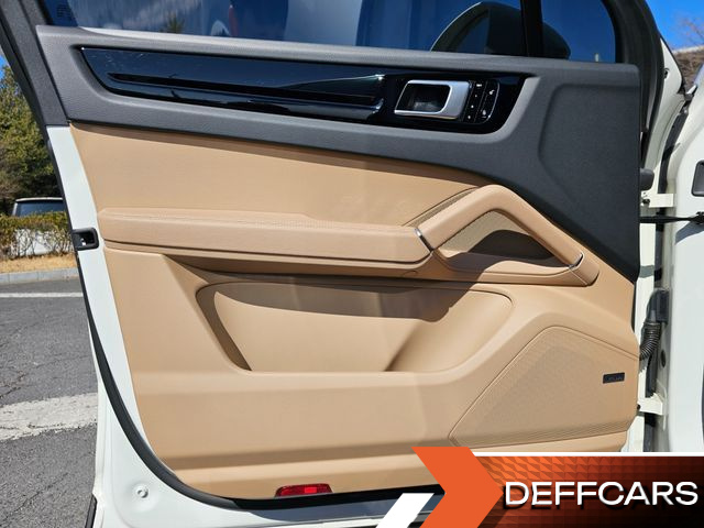 Porsche CAYENNE 3.0 купить на сайте DeffCars