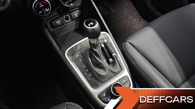 Hyundai VENUE 1,6 Premium купить на сайте DeffCars