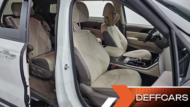 Kia CARNIVAL Gasoline 7-Seater Signature купить на сайте DeffCars