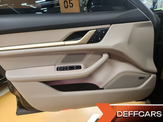 Porsche TAYCAN 4S купить на сайте DeffCars