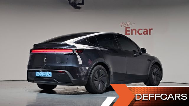 Tesla MODEL Y Long Range AWD купить на сайте DeffCars