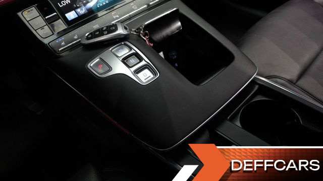 Hyundai GRANDEUR 2.5 Le Blanc купить на сайте DeffCars