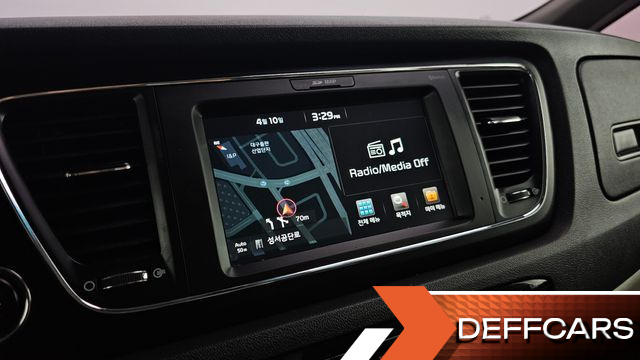 Kia CARNIVAL 11-seater Luxury купить на сайте DeffCars