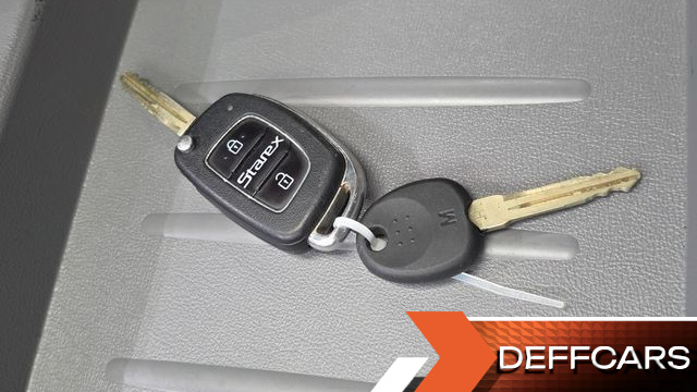 Hyundai STAREX 4WD Wagon 12-Seater Modern купить на сайте DeffCars
