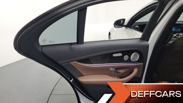 Mercedes E-CLASS E450 4MATIC Exclusive купить на сайте DeffCars