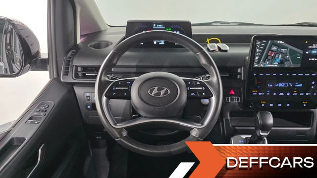 Hyundai STARIA 4WD Tourer 9-Seater Modern купить на сайте DeffCars