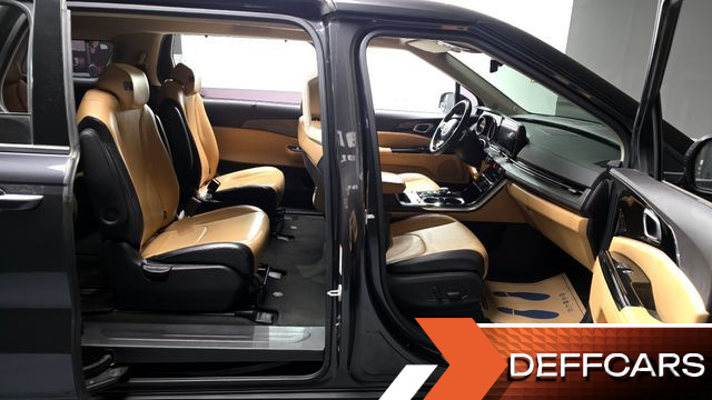 Kia CARNIVAL 9-Seater Noblesse купить на сайте DeffCars
