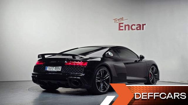 Audi R8 5.2 V10 Performance Coupe купить на сайте DeffCars