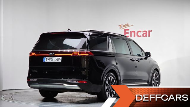Kia CARNIVAL Gasoline 9-Seater Signature купить на сайте DeffCars