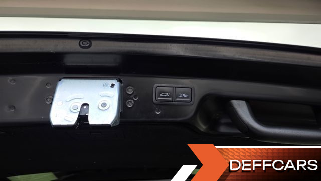 Hyundai STARIA L3.5 Cargo 5-Seater Modern купить на сайте DeffCars