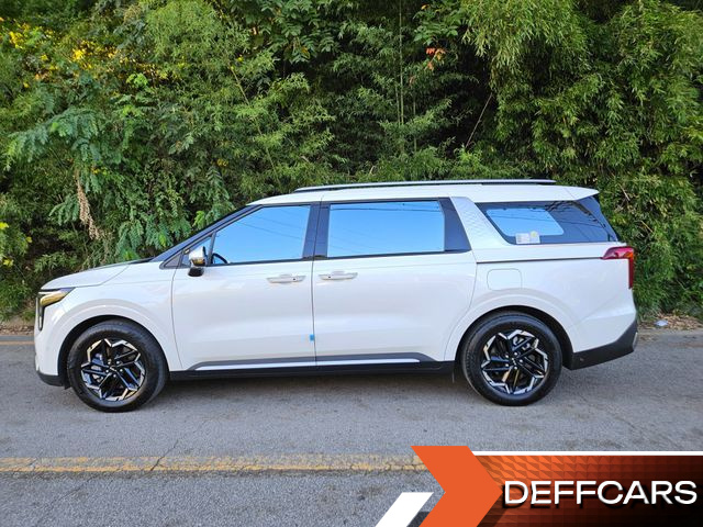 Kia CARNIVAL Diesel 9-Seater Signature купить на сайте DeffCars