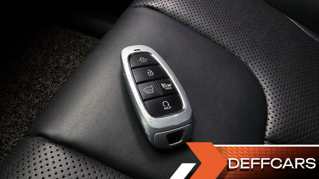 Hyundai SANTAFE Diesel 2.2 2WD Exclusive купить на сайте DeffCars