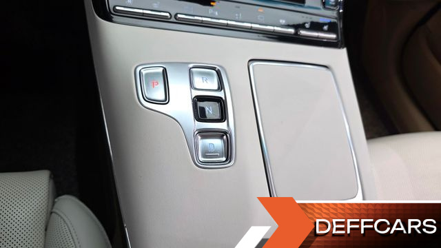 Hyundai GRANDEUR 3.3 Calligraphy купить на сайте DeffCars