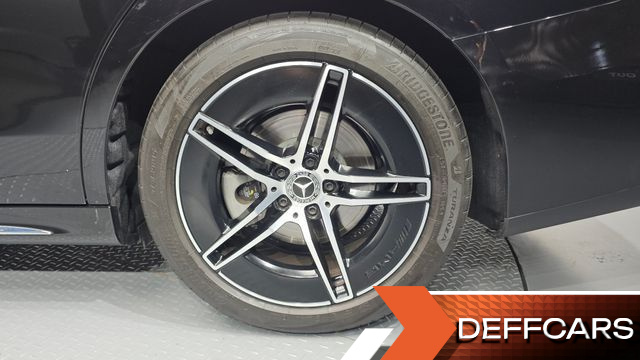 Mercedes E-CLASS E300 4MATIC AMG Line купить на сайте DeffCars
