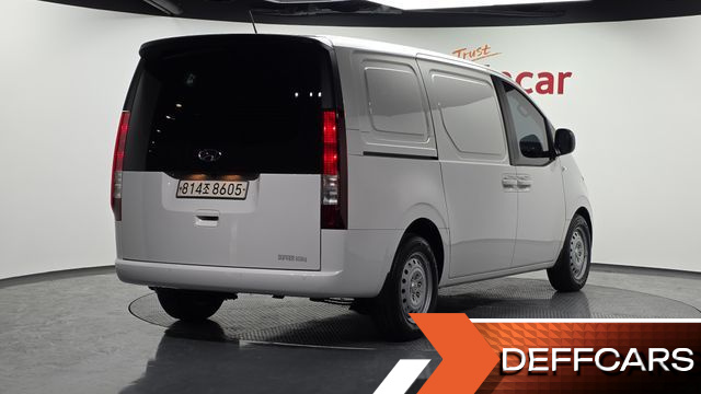 Hyundai STARIA Cargo 3-Seater Smart купить на сайте DeffCars