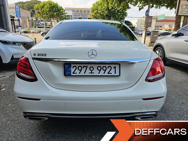 Mercedes E-CLASS E300 Avantgarde купить на сайте DeffCars
