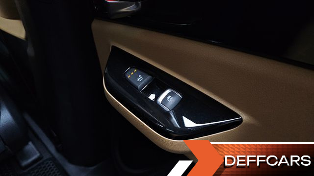 Kia CARNIVAL 9-Seater Noblesse купить на сайте DeffCars
