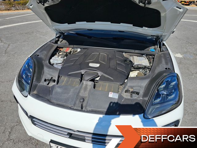 Porsche CAYENNE 3.0 купить на сайте DeffCars