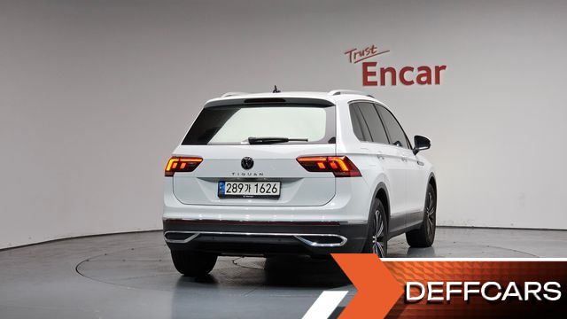Volkswagen TIGUAN 2.0 TDI Premium купить на сайте DeffCars