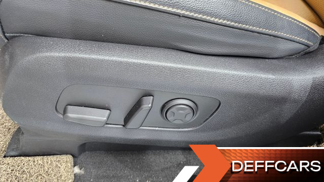 Kia CARNIVAL 9-Seater Noblesse купить на сайте DeffCars