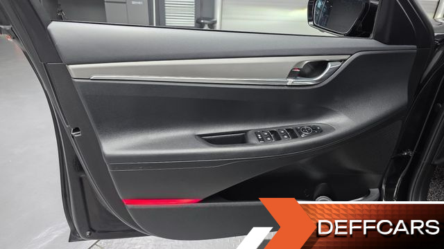 Hyundai GRANDEUR Le Blanc купить на сайте DeffCars