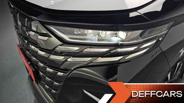 Toyota ALPHARD 2.5 HEV Executive AWD купить на сайте DeffCars