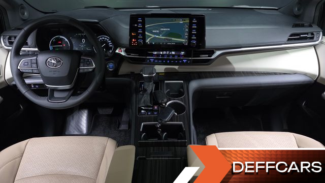Toyota SIENNA 2.5 Hybrid 2WD купить на сайте DeffCars