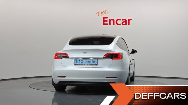 Tesla MODEL 3 Long Range AWD купить на сайте DeffCars