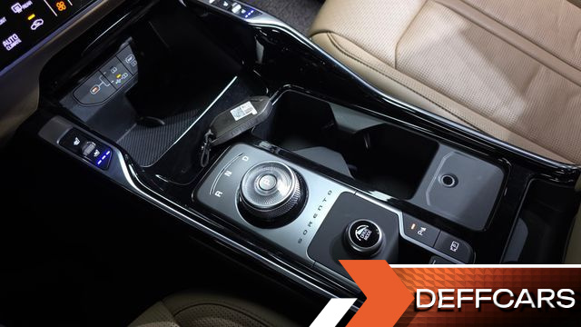 Kia SORENTO HEV 1.6 2WD Noblesse купить на сайте DeffCars