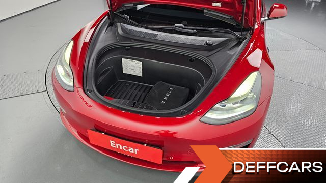 Tesla MODEL 3 Long Range AWD купить на сайте DeffCars