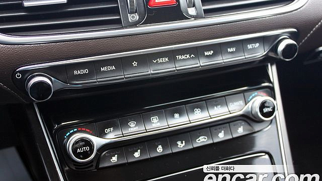 Hyundai GRANDEUR 2.4 Premium купить на сайте DeffCars