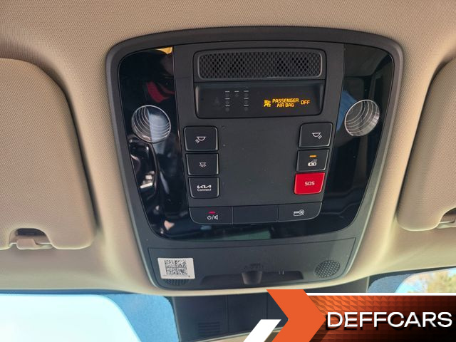 Kia CARNIVAL 9-Seater Prestige купить на сайте DeffCars