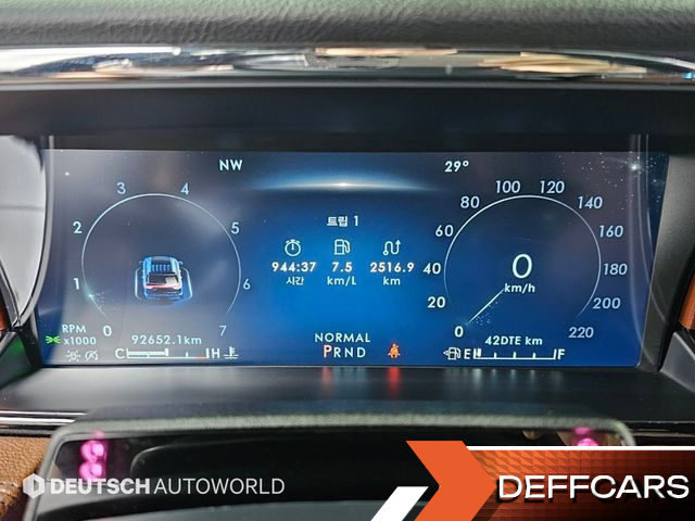 Lincoln NAVIGATOR 3.5L купить на сайте DeffCars