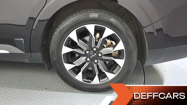 Kia CARNIVAL 9-Seater Signature купить на сайте DeffCars