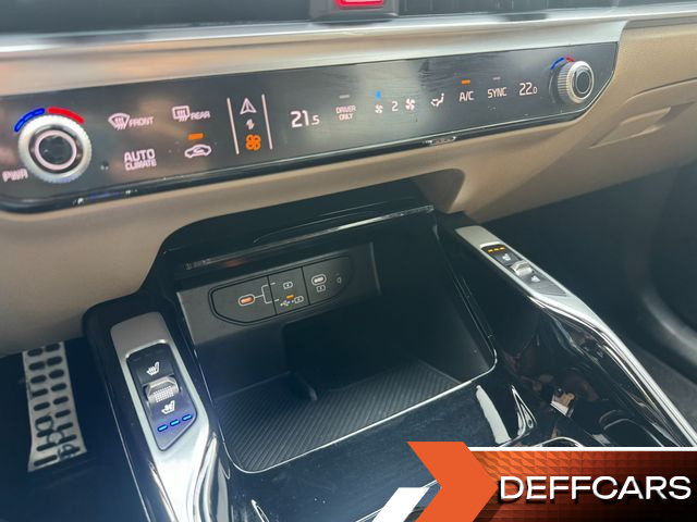 Kia SORENTO HEV 1.6 2WD Gravity купить на сайте DeffCars