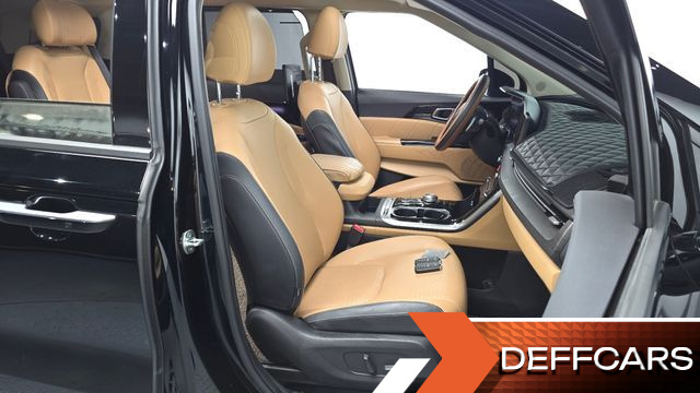 Kia CARNIVAL Gasoline 7-Seater Signature купить на сайте DeffCars