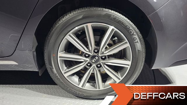 Kia K5 2.0 Prestige купить на сайте DeffCars