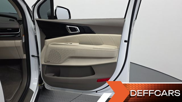 Kia CARNIVAL HEV 9seater Signature купить на сайте DeffCars
