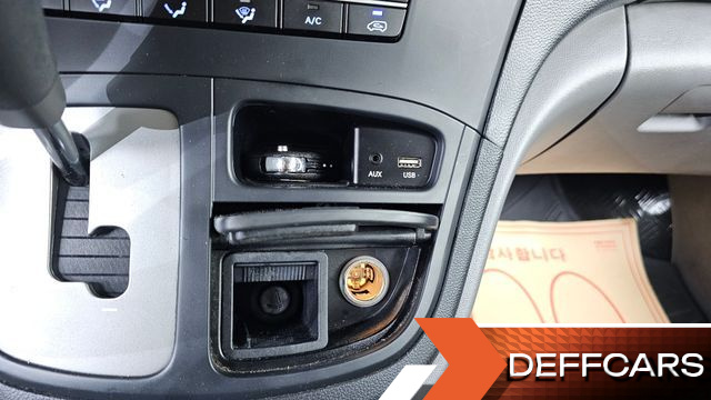 Hyundai STAREX Van 5-Seater Style купить на сайте DeffCars