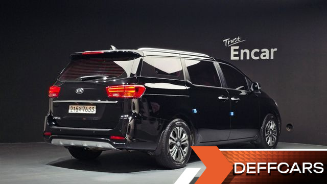 Kia CARNIVAL 9-Seater Luxury купить на сайте DeffCars