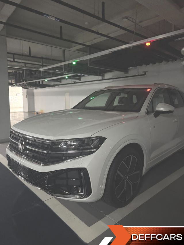 Volkswagen TOUAREG 3.0 TDI R-Line купить на сайте DeffCars