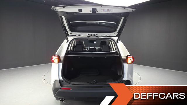 Toyota RAV4 2.5 2WD Hybrid купить на сайте DeffCars