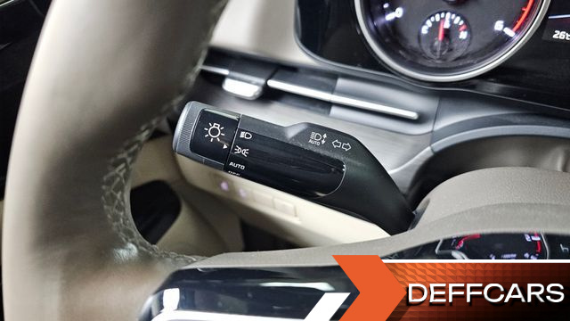 Kia CARNIVAL 9-Seater Prestige купить на сайте DeffCars