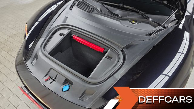 Porsche TAYCAN Base купить на сайте DeffCars