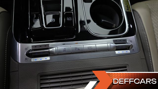 Kia CARNIVAL Gasoline 9-Seater Hi-Limousine Signature купить на сайте DeffCars