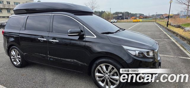 Kia CARNIVAL 9-seater Hi-Limousine Prestige High roof купить на сайте DeffCars