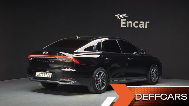 Hyundai GRANDEUR 2.5 Premium Choice купить на сайте DeffCars